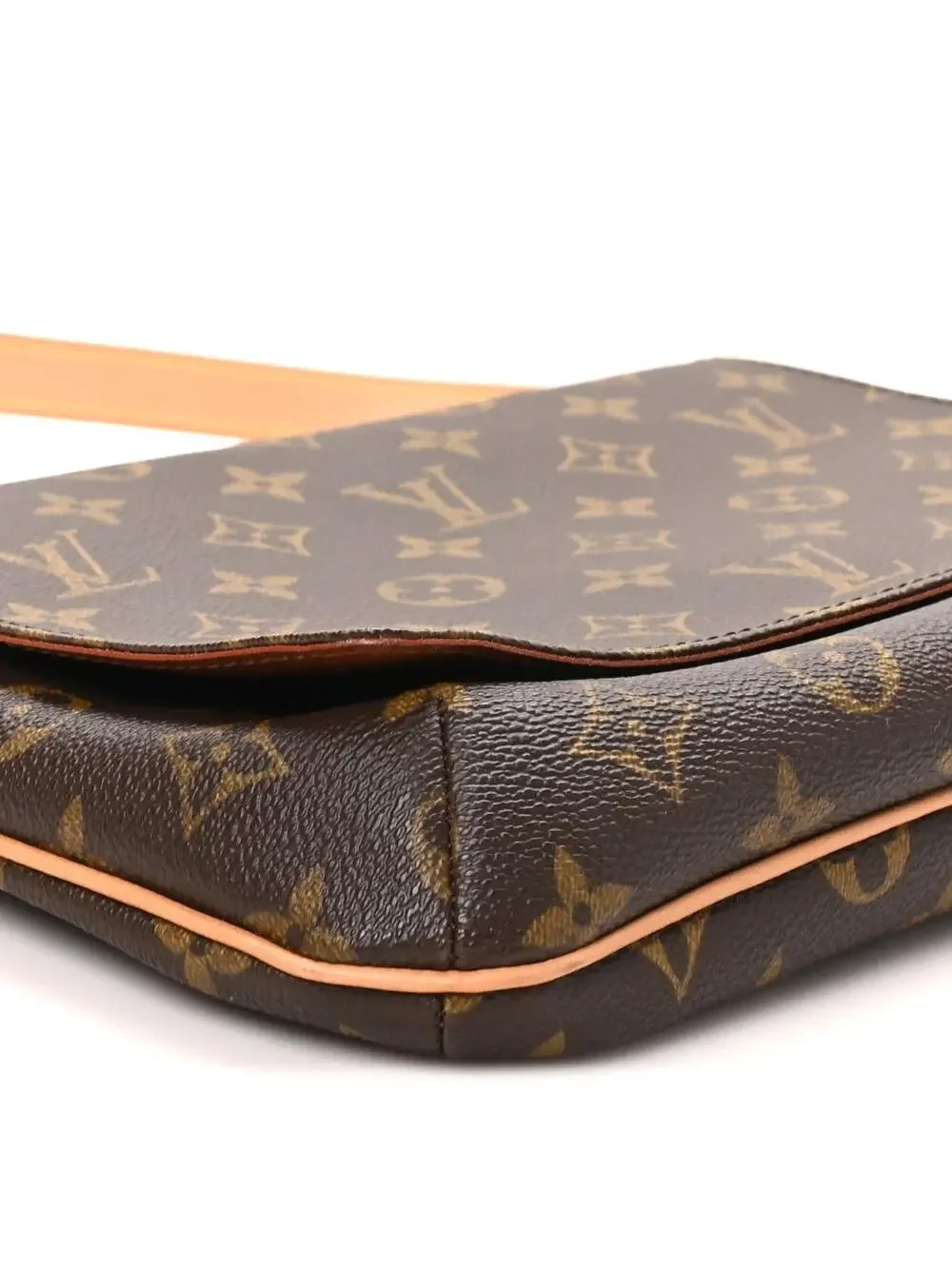 Louis Vuitton step out